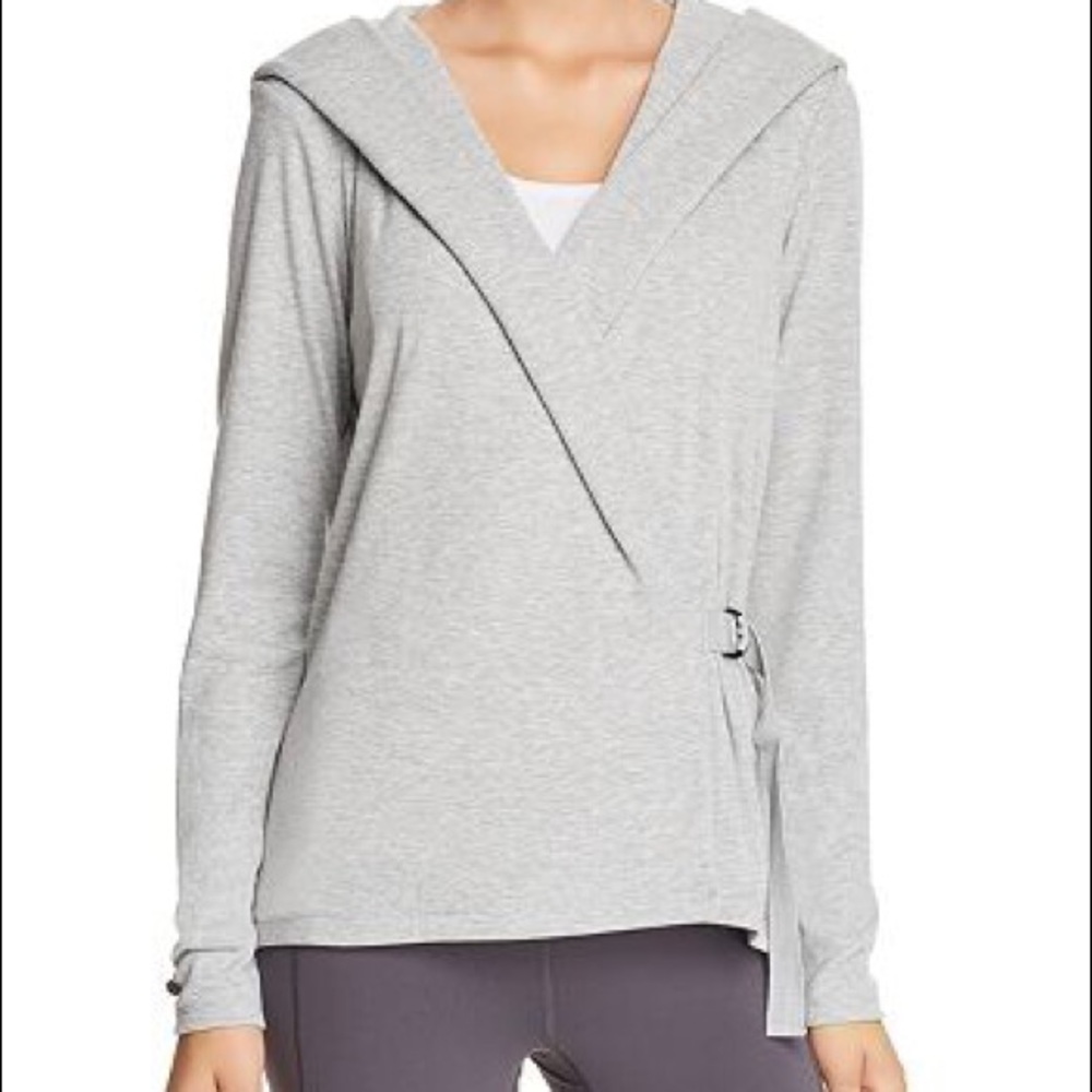 GAIAM X Jessica Biel Outfit Size Small Yoga Set